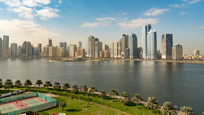 الشارقة: 4.9 مليار درهم قيمة التداولات العقارية خلال أغسطس 2025