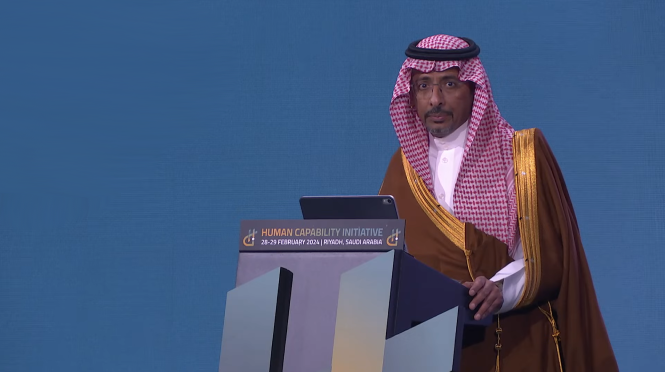 Industry Minister launches strategy to develop human capabilities in industrial, mining sectors