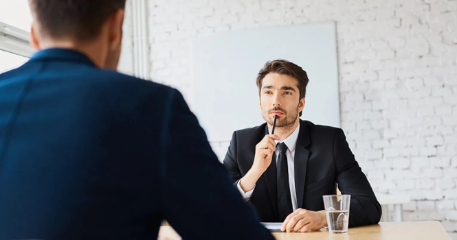 حين لا يسمعك أحد .. تبدأ الخسارة