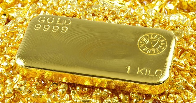 Gold, silver hit record highs on Fed rate-cut bets