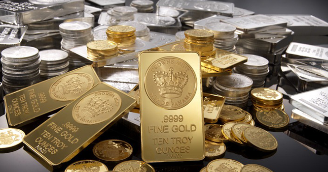 Gold, silver fall on thin trading volumes