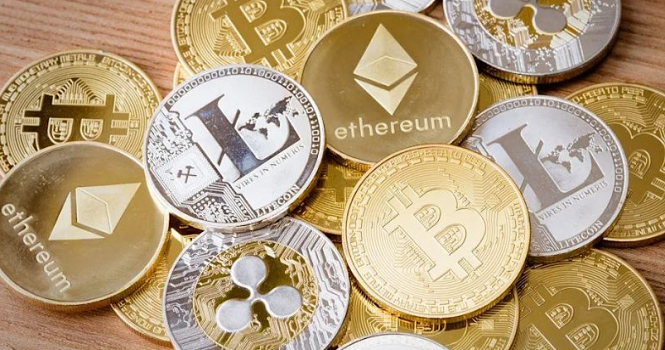 Cryptos edge higher amid forecasts for US interest rates