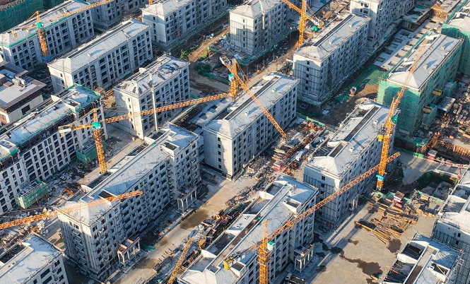 الصين تحاول الخروج من نفق العقارات