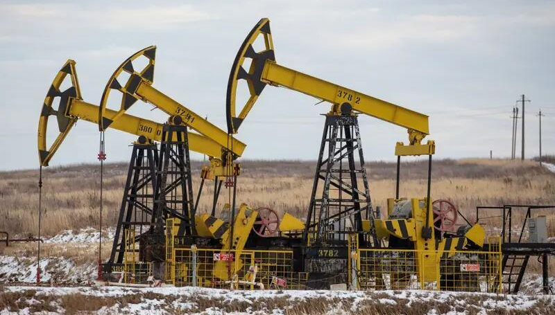 ‎Oil prices rise on seasonal demand for travel