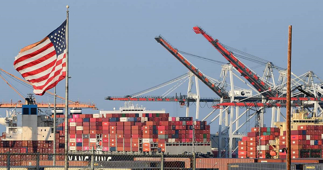 US trade deficit rose 5% in February