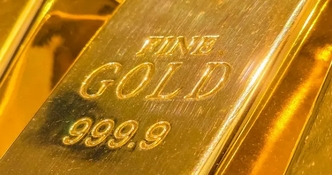 ‎Gold, silver futures rise ahead of US inflation data