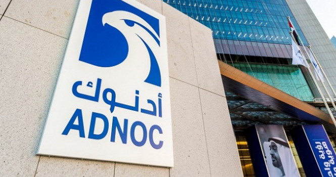 أدنوك تُوقع اتفاقية مع مؤسسة النفط الهندية لتوريد مليون طن سنوياً من الغاز الطبيعي المُسال من مشروع الرويس