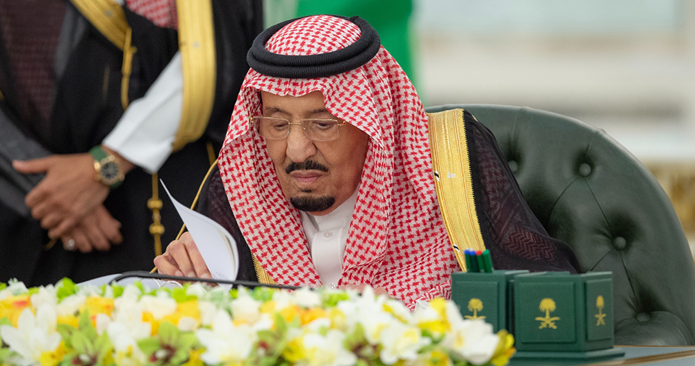 ‎Cabinet bars white land ownership transfers until fees settled