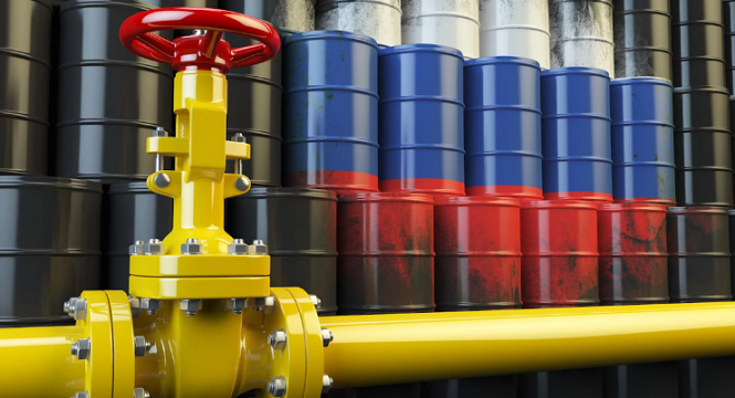 واشنطن تمنح الهند إعفاءً مؤقتًا لشراء النفط الروسي