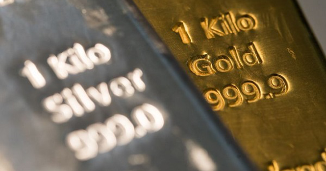 Gold, silver decline ahead of Fed meeting