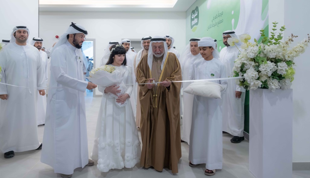 حاكم الشارقة يفتتح مصنع مليحة للألبان